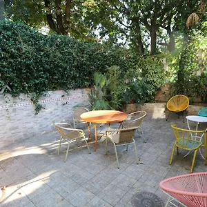 Albergue Grand Coconut, Milão