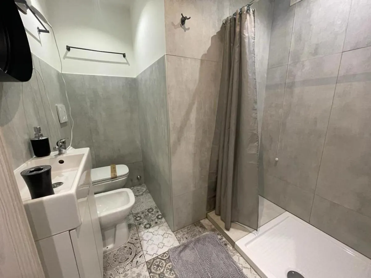 Hotel Convertini Milan 2*,